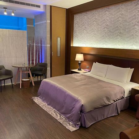 كاوشيونغ Purple Garden Motel المظهر الخارجي الصورة