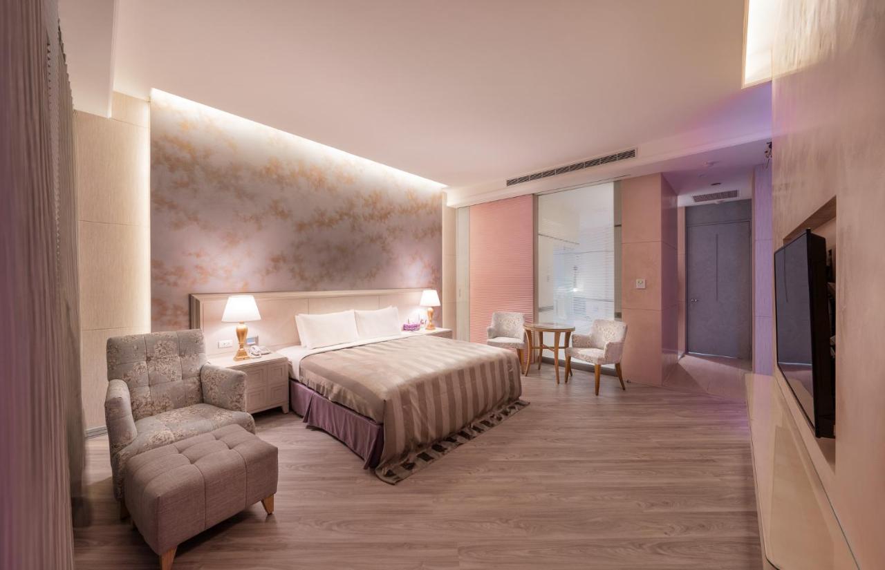 كاوشيونغ Purple Garden Motel المظهر الخارجي الصورة