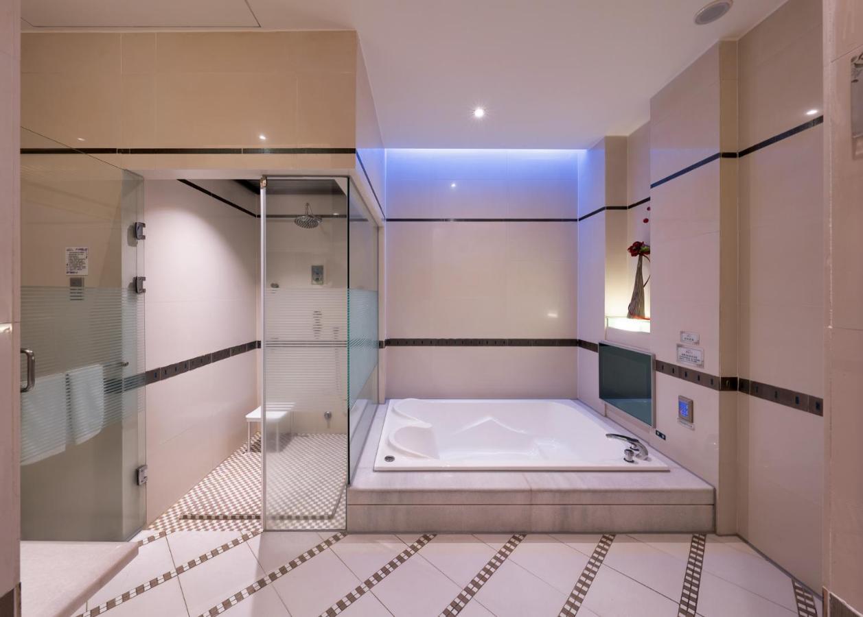 كاوشيونغ Purple Garden Motel المظهر الخارجي الصورة
