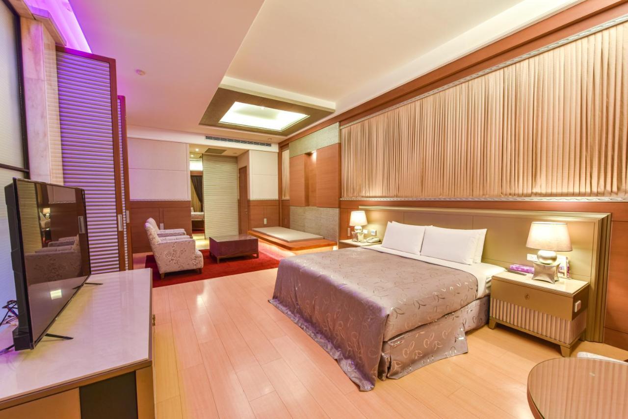 كاوشيونغ Purple Garden Motel المظهر الخارجي الصورة