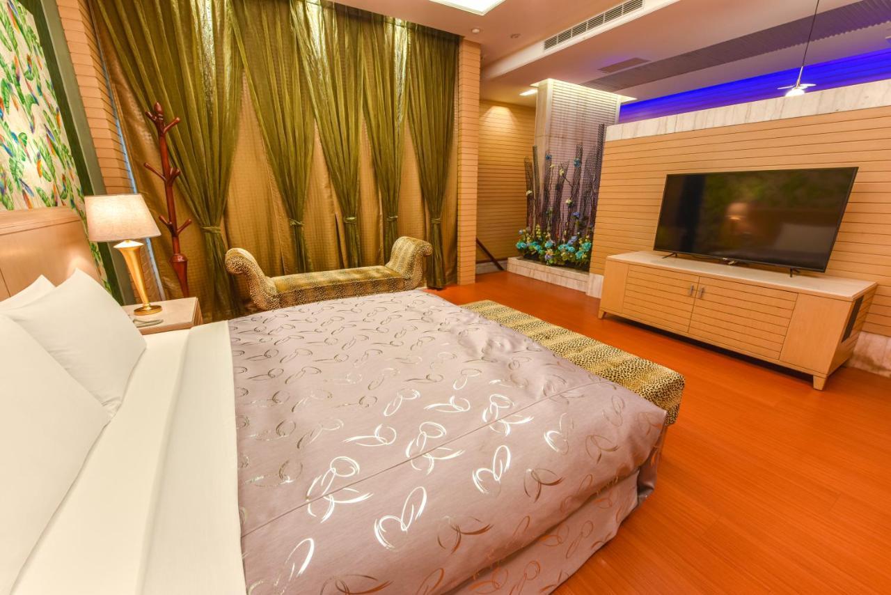 كاوشيونغ Purple Garden Motel المظهر الخارجي الصورة