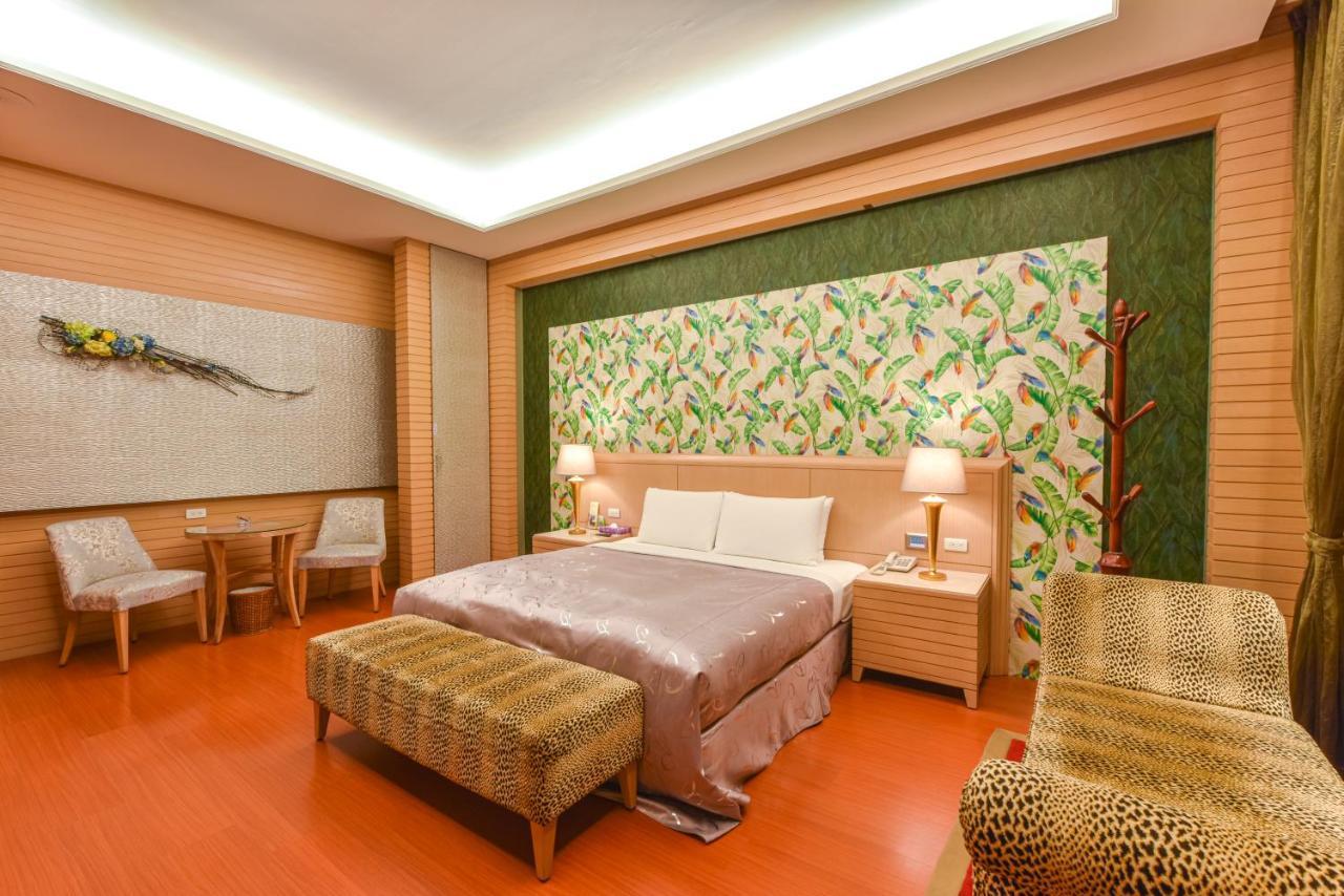 كاوشيونغ Purple Garden Motel المظهر الخارجي الصورة