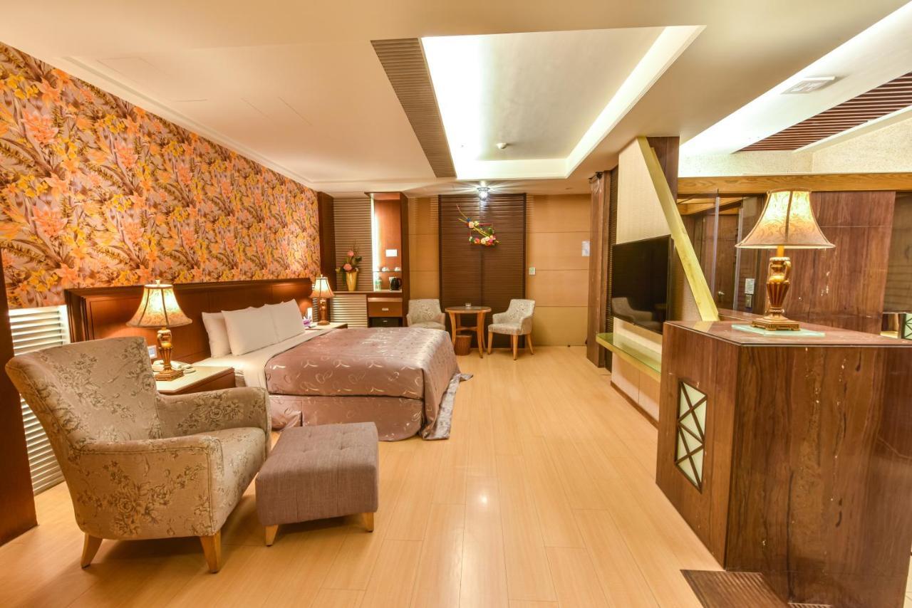 كاوشيونغ Purple Garden Motel المظهر الخارجي الصورة