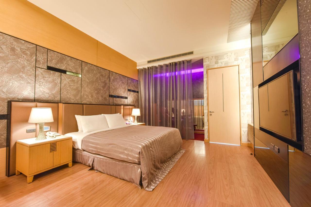 كاوشيونغ Purple Garden Motel المظهر الخارجي الصورة
