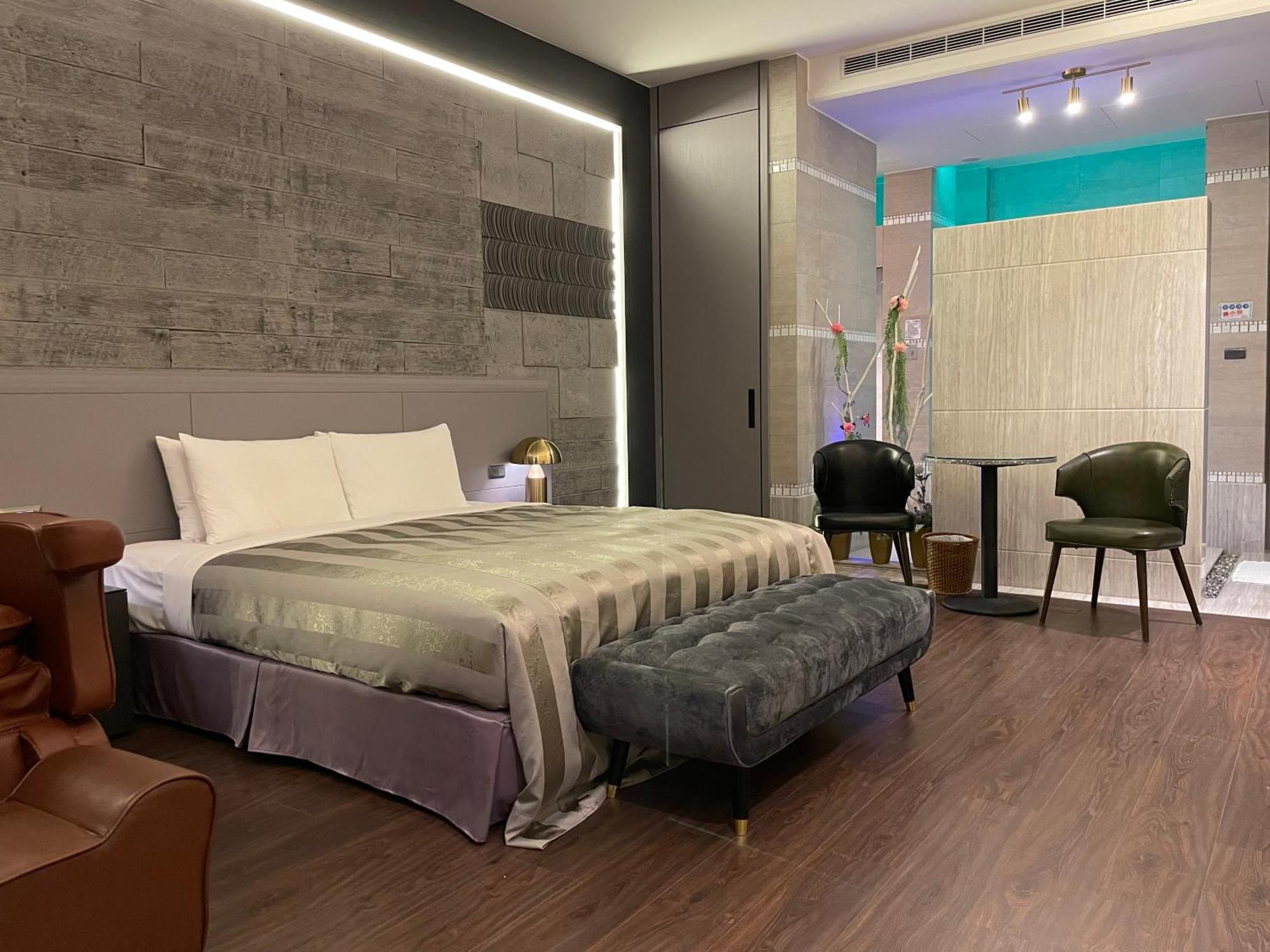 كاوشيونغ Purple Garden Motel المظهر الخارجي الصورة